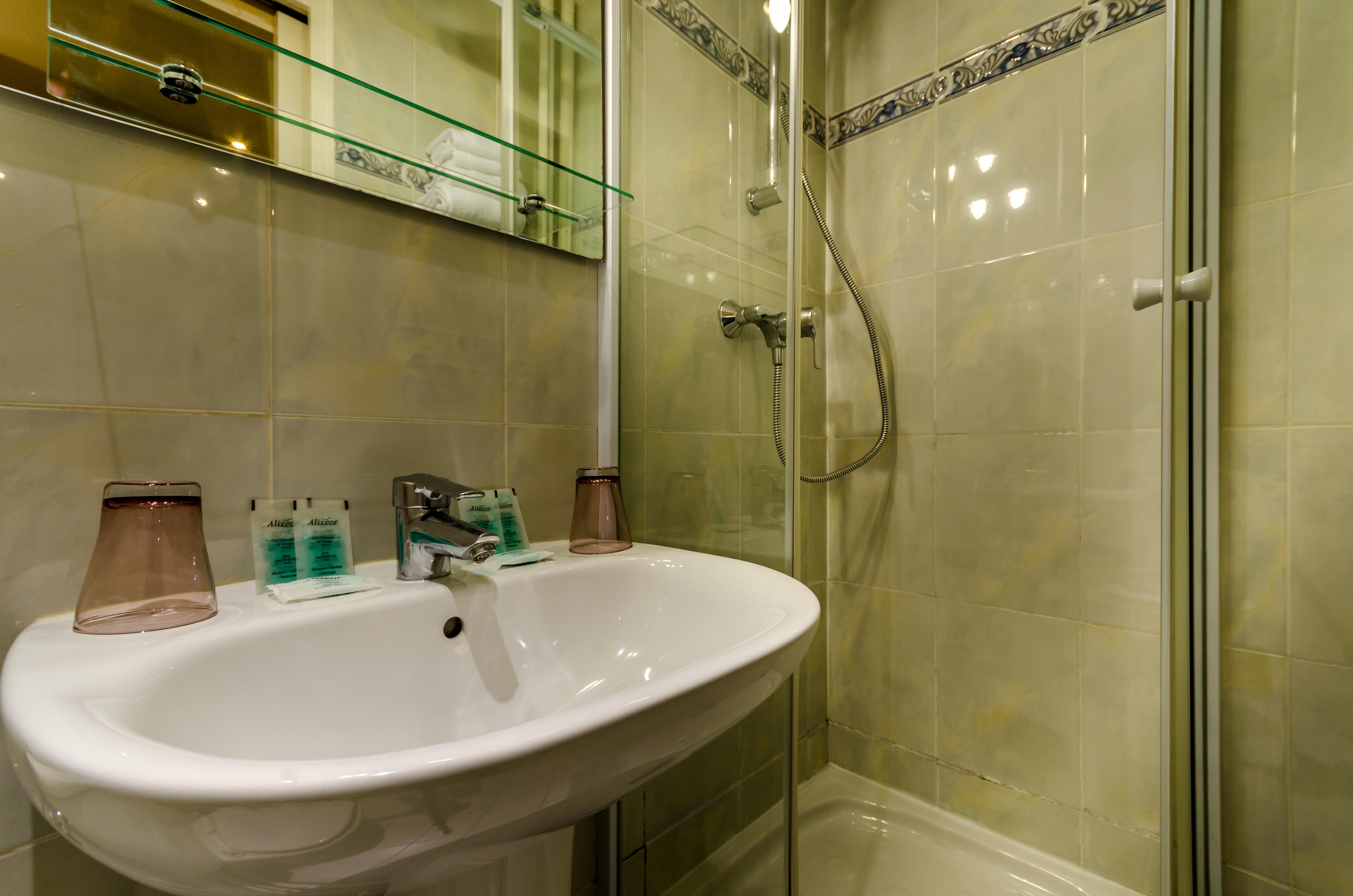 Hotel Riviera Renovated Paris Ngoại thất bức ảnh