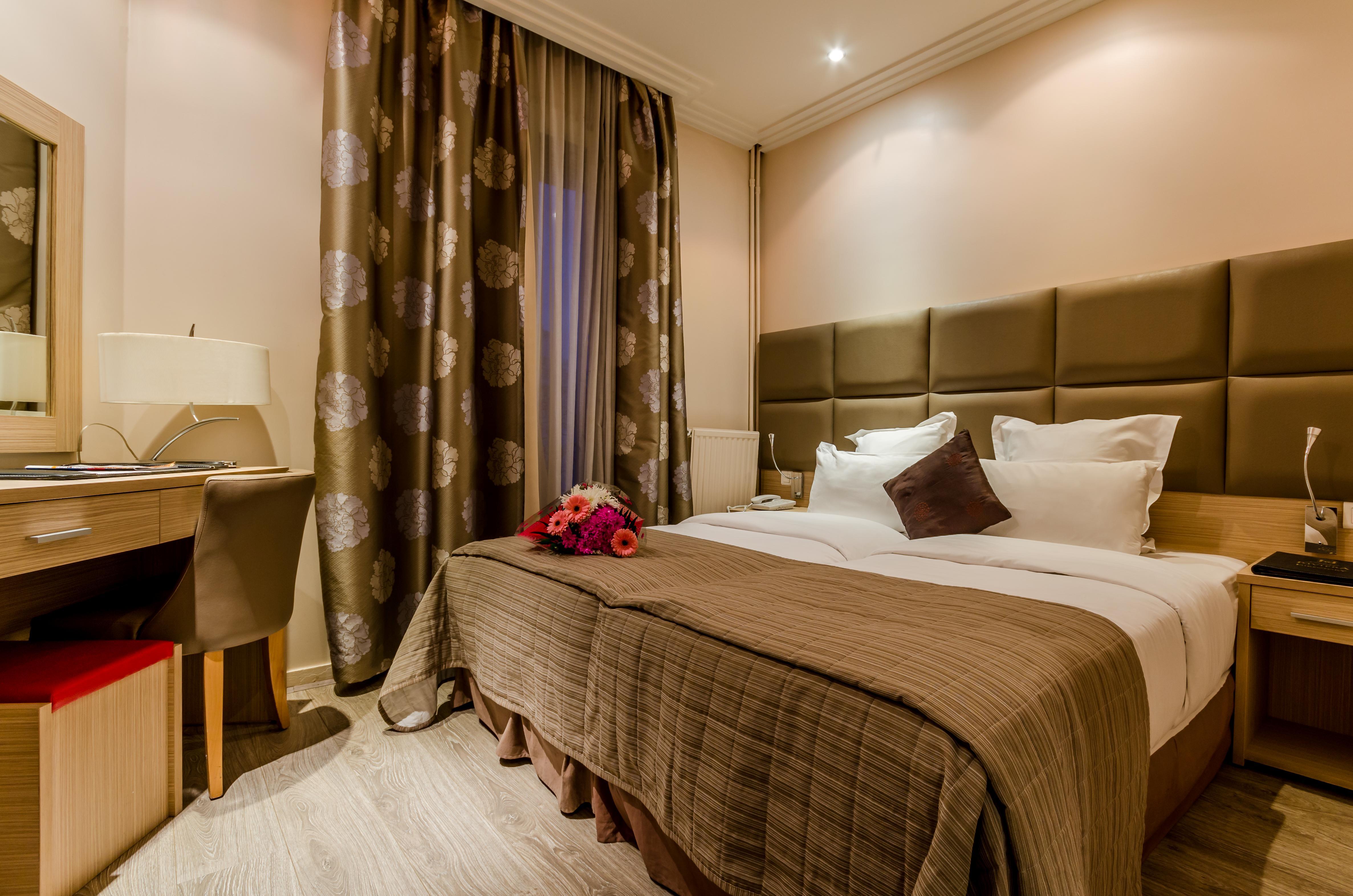 Hotel Riviera Renovated Paris Ngoại thất bức ảnh