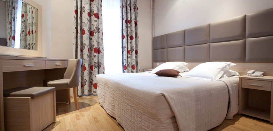 Hotel Riviera Renovated Paris Ngoại thất bức ảnh